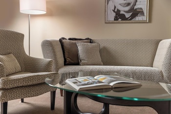 Jalta Boutique Hotel galeri fotoğrafı