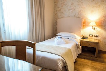 Hotel Touring galeri fotoğrafı