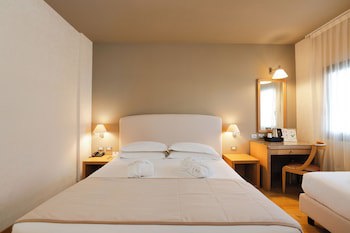 Hotel Touring galeri fotoğrafı