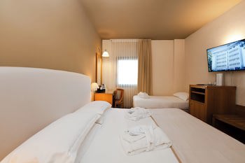Hotel Touring galeri fotoğrafı