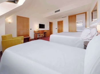 Hotel Leon Camino Affiliated By Melia