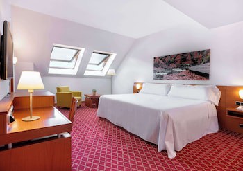Hotel Leon Camino Affiliated By Melia