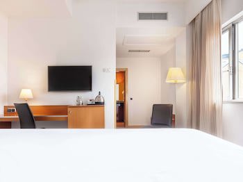 Hotel Leon Camino Affiliated By Melia