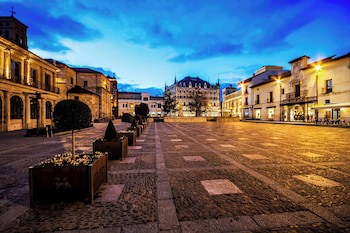 Hotel Leon Camino Affiliated By Melia