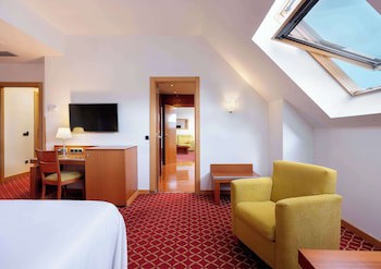 Hotel Leon Camino Affiliated By Melia