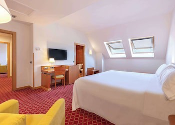 Hotel Leon Camino Affiliated By Melia
