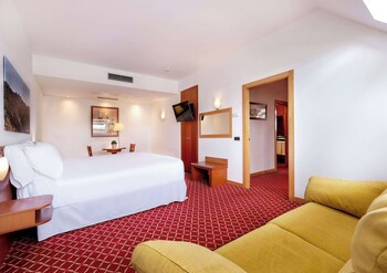 Hotel Leon Camino Affiliated By Melia