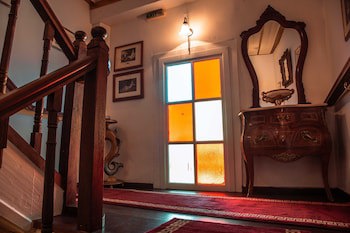 Ilion Hotel Suites