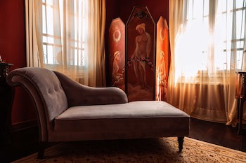 Ilion Hotel Suites