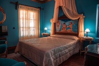 Ilion Hotel Suites