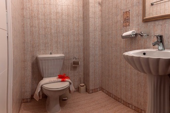 Ilion Hotel Suites