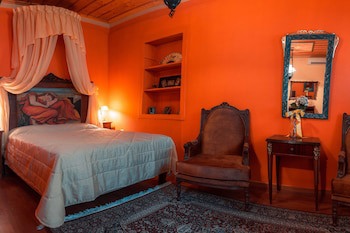 Ilion Hotel Suites
