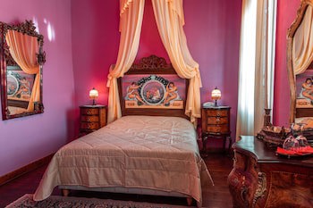 Ilion Hotel Suites