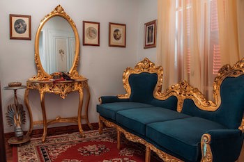 Ilion Hotel Suites