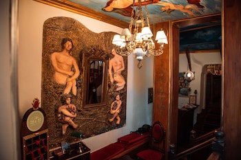 Ilion Hotel Suites
