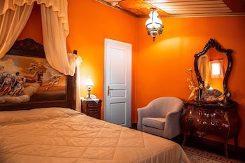Ilion Hotel Suites