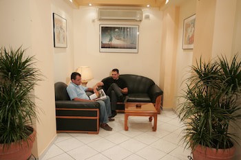 Alma Hotel