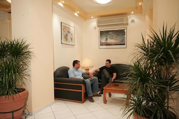 Alma Hotel