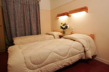 Alma Hotel