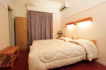 Alma Hotel