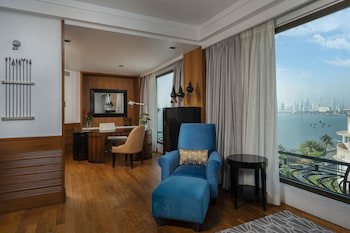 Intercontinental Marine Drive Mumbai, An Ihg Hotel