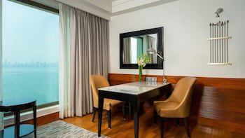 Intercontinental Marine Drive Mumbai, An Ihg Hotel