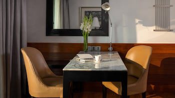 Intercontinental Marine Drive Mumbai, An Ihg Hotel