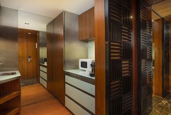 Intercontinental Marine Drive Mumbai, An Ihg Hotel