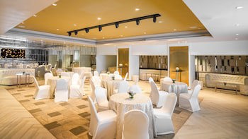 Intercontinental Marine Drive Mumbai, An Ihg Hotel