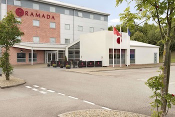 Ramada By Wyndham Wakefield