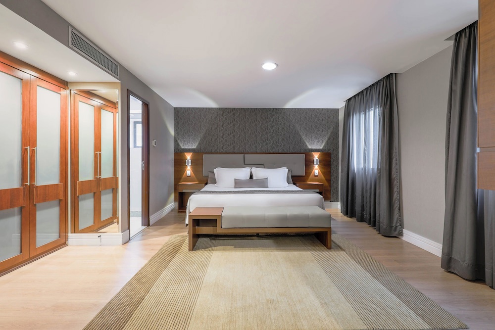 Wyndham Ibirapuera Convention Plaza Hotel