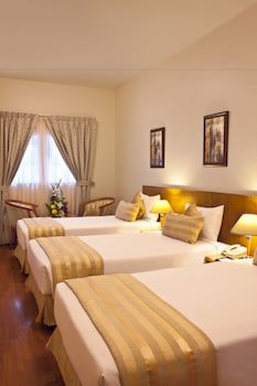 Landmark Plaza Hotel fotoğrafı