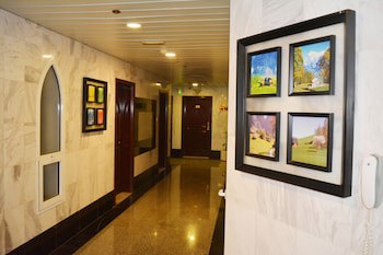 Landmark Plaza Hotel galeri fotoğrafı