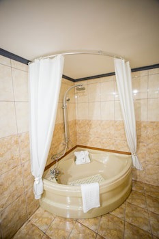 Bucharest Comfort Suites