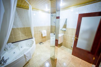 Bucharest Comfort Suites
