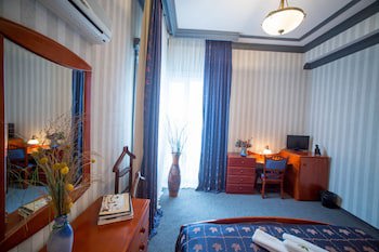 Bucharest Comfort Suites