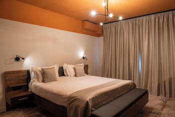 Bucharest Comfort Suites