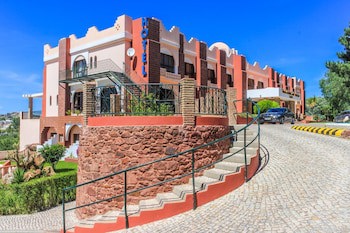 Hotel Colina Dos Mouros