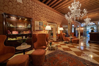 Duodo Palace Hotel
