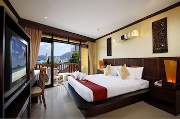 Club Bamboo Boutique Patong Beach Resort