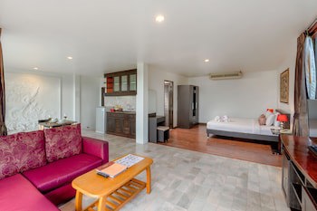 Club Bamboo Boutique Patong Beach Resort