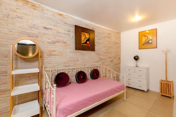 Club Bamboo Boutique Patong Beach Resort