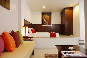 Club Bamboo Boutique Patong Beach Resort