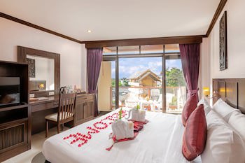 Club Bamboo Boutique Patong Beach Resort