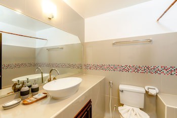 Club Bamboo Boutique Patong Beach Resort