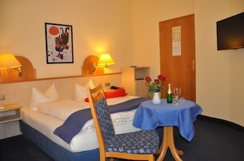City Partner Hotel Strauss galeri fotoğrafı