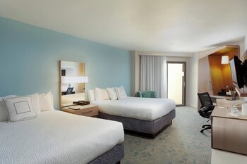 Courtyard By Marriott Isla Verde Beach Resort