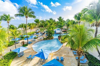 Courtyard By Marriott Isla Verde Beach Resort
