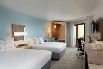 Courtyard By Marriott Isla Verde Beach Resort
