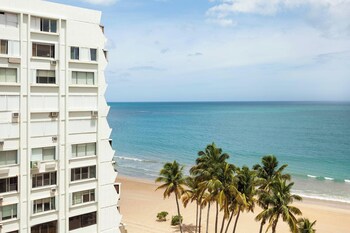 Courtyard By Marriott Isla Verde Beach Resort